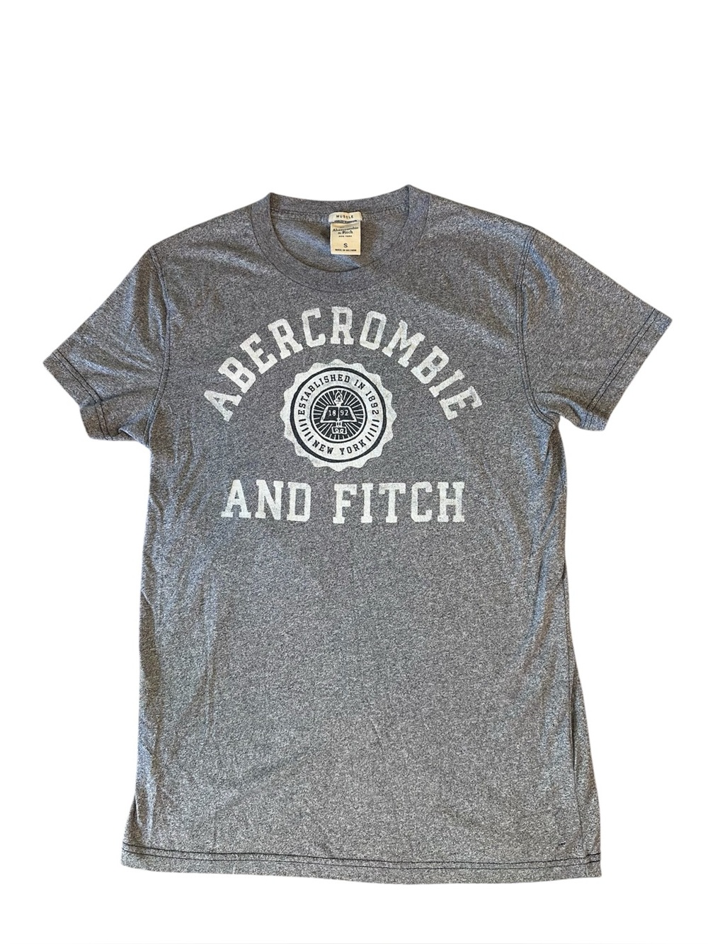 Abercrombie & Fitch Gray Graphic Muscle Tee